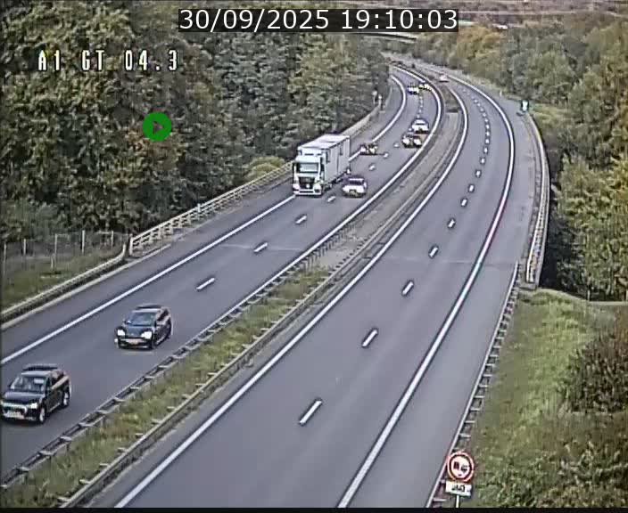 Traffic live webcam Luxembourg Itzig - A1 direction Sandweiler - BK 4.3
