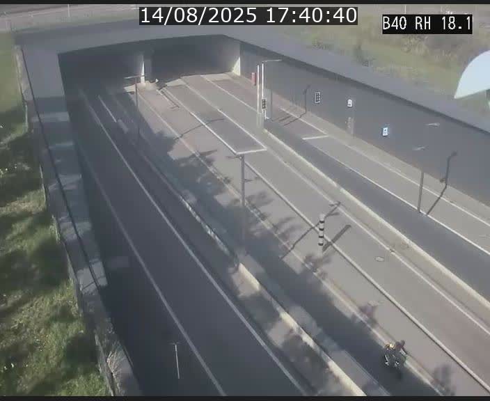 Webcam sur la route de contournement d'Esch-Belval avant le tunnel Central Gate au niveau de la porte de France et du radar fixe