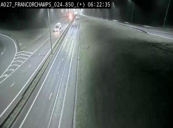 Caméra autoroutière à proximité du circuit de Spa-Francorchamps à Stavelot sur l'A27/E42