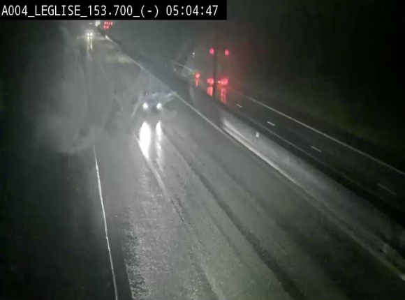 Webcam autoroute A4 (E411-E25) à Léglise, avant la jonction avec la N40. Vue orientée vers Bruxelles
