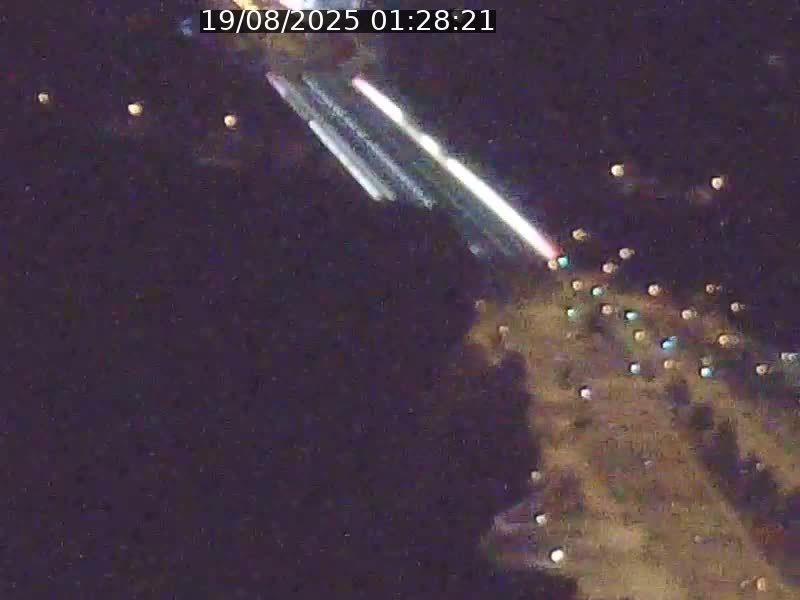 Webcam sur l'avenue John Fitzgerald Kennedy (N51) avec vue sur le Pont rouge (Pont Grande Duchesse Charlotte), l'arrêt Pfaffenthal et l'entrée du quartier Kirchberg