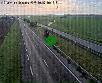 Webcam à hauteur de Vert-en-Drouais sur la N12, en périphérie de Dreux. Vue orientée vers Alençon
