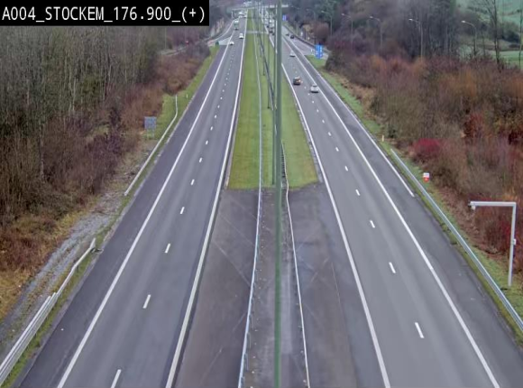 Webcam au-dessus de l'E411 sur la N83 à hauteur de la sortie Stockem. Vue orientée vers Arlon