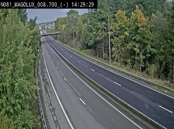 Webcam sur la N81 (E411) à hauteur de la jonction avec la N883. Vue orientée vers Arlon