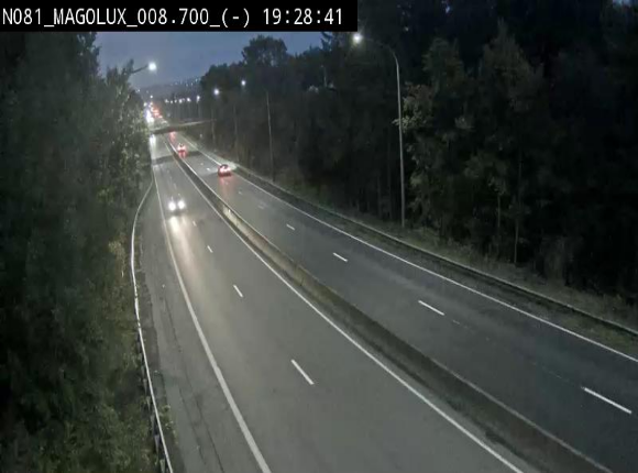 Webcam sur la N81 (E411) à hauteur de la jonction avec la N883. Vue orientée vers Arlon