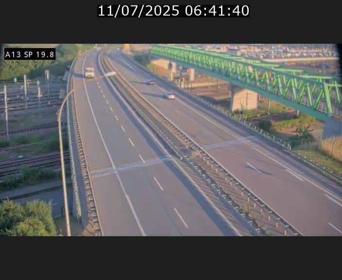 Traffic live webcam Luxembourg Croix de Bettembourg - A13 direction Esch-sur-Alzette - BK 19.8