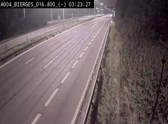 Webcam E411(A4) à Wavre, à hauteur de la sortie 5 Bierges. Vue orientée vers Bruxelles