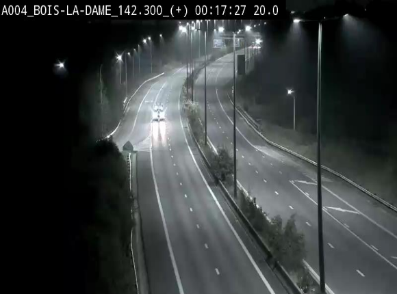 Webcam située entre la sortie 29 Neufchâteau et la jonction avec l'E25 en direction de Liège et Luxembourg