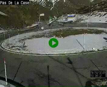 Webcam sur la N22 au niveau du poste frontière entre la France et Andorre à proximité de Pas de la Case à plus de 2000 mètres d'altitude