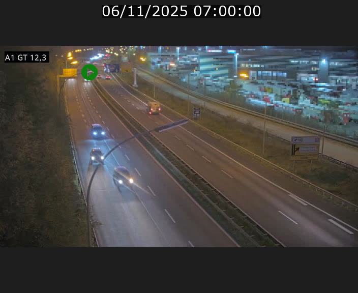Traffic live webcam Luxembourg Senningerberg - A1 direction Allemagne - BK 12.3