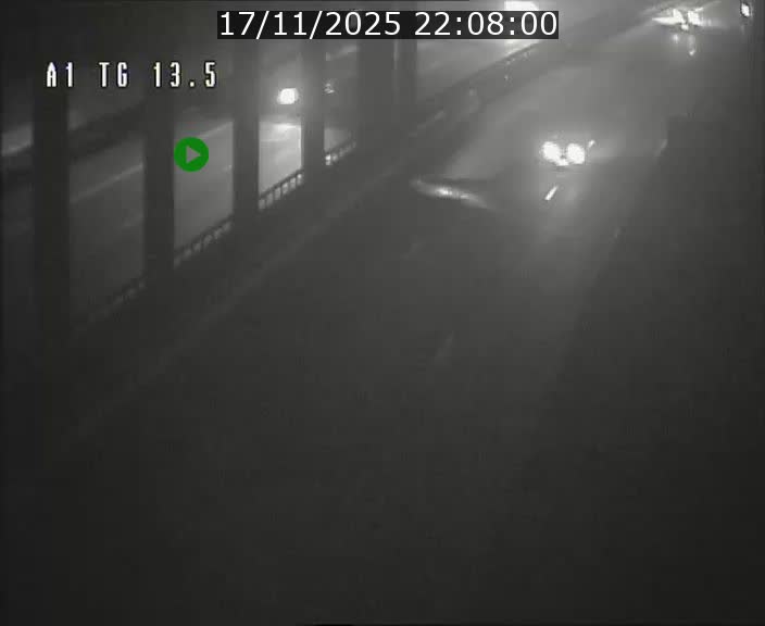Traffic live webcam Luxembourg Senningen - A1 direction Luxembourg - BK 13.5