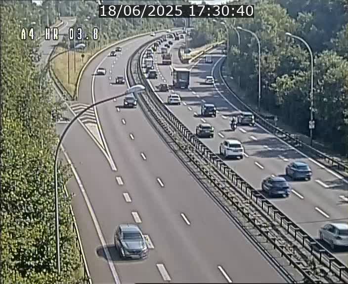 Webcam traffic A4 Luxembourg - BK 3.8 - Leudelange (direction Esch sur Alzette)