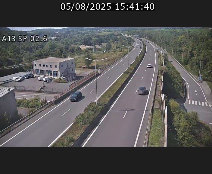 Traffic live webcam Luxembourg Sanem - A13 direction Pétange - BK 2.6