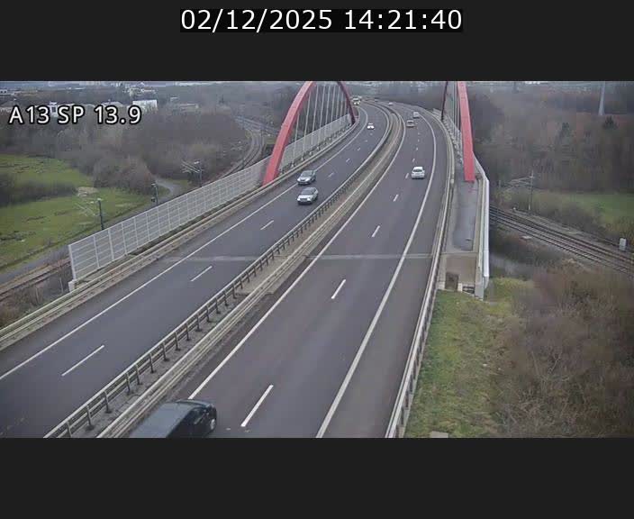 Traffic live webcam Luxembourg Kayl - A13 direction Esch-sur-Alzette/Luxembourg-ville - BK 13.9