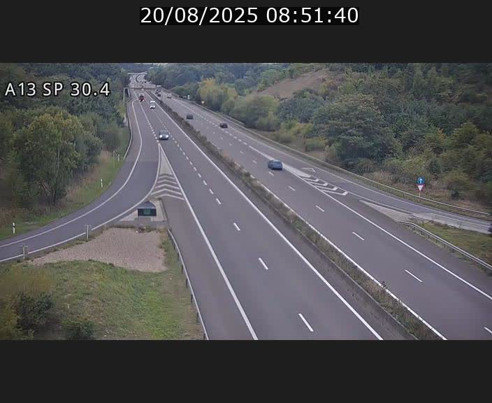 Traffic live webcam Luxembourg Altwies - A13 direction Luxembourg-ville - BK 30.4