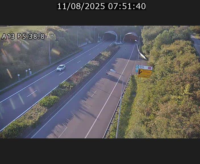 Webcam autoroute A13 à l'entrée ouest du tunnel Markusbierg à Schengen. Vue orientée vers Mondorf-les-Bains