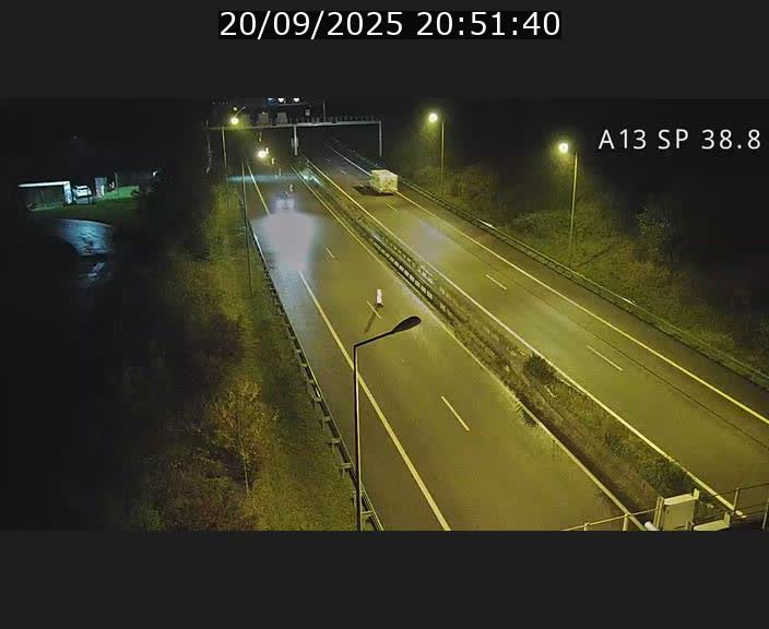 Webcam autoroute A13 à l'entrée ouest du tunnel Markusbierg à Schengen. Vue orientée vers le tunnel et l'Allemagne