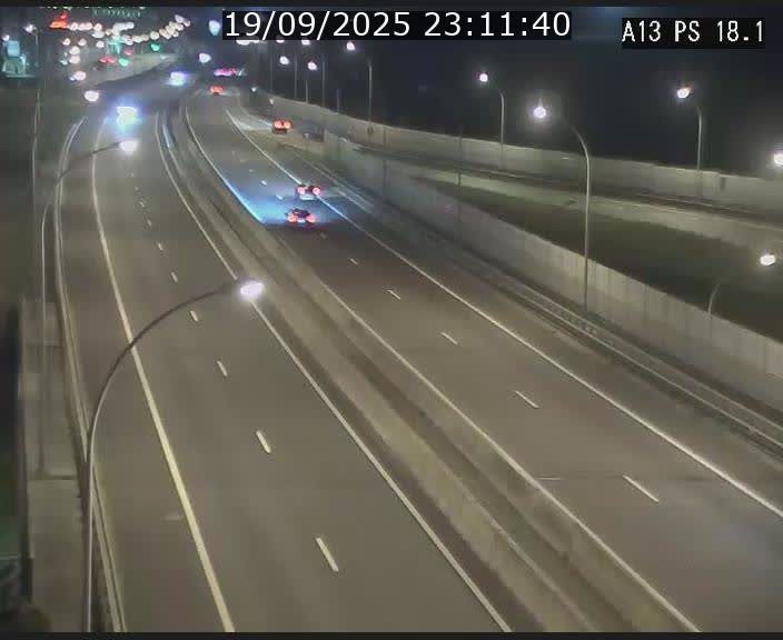 Traffic live webcam Luxembourg Dudelange - A13 direction Croix de Bettembourg - BK 18.1