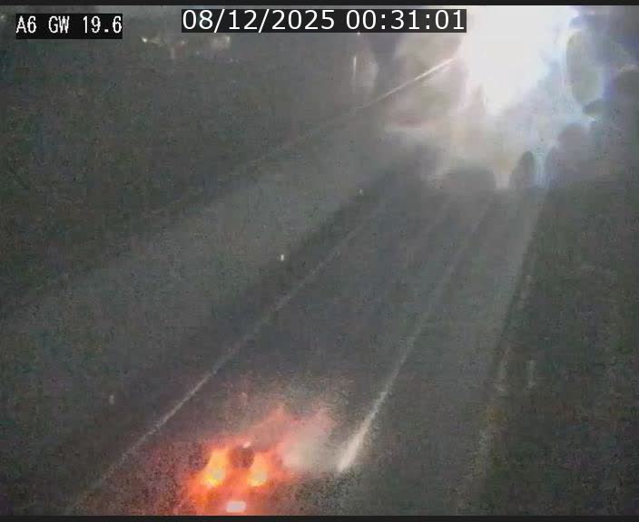 Traffic live webcam Luxembourg - Steinfort - A6 - BK 19.6 - direction Belgique