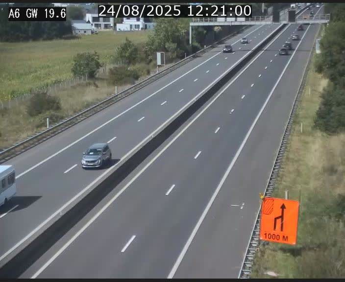 Traffic live webcam Luxembourg - Steinfort - A6 - BK 19.6 - direction Belgique