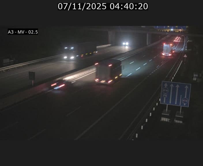 Webcam autoroute A3 au Luxembourg à proximité de la Croix de Gasperich. Vue orientée vers Luxembourg