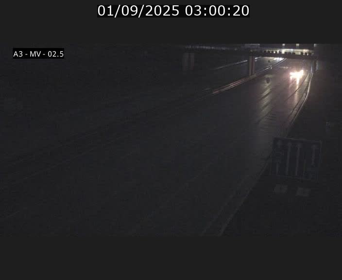 Webcam autoroute A3 au Luxembourg à proximité de la Croix de Gasperich. Vue orientée vers Luxembourg