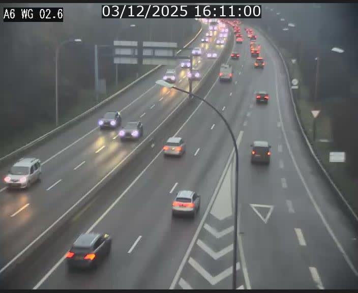 Traffic live webcam Luxembourg Croix de Cessange - A6 - BK 2.6 - direction France/Allemagne