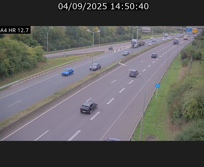 Traffic live webcam Luxembourg Esch sur Alzette - A4 - BK 12.7 - direction Esch-Belval