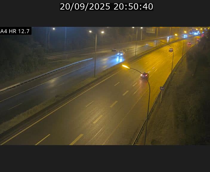 Traffic live webcam Luxembourg Esch sur Alzette - A4 - BK 12.7 - direction Esch-Belval