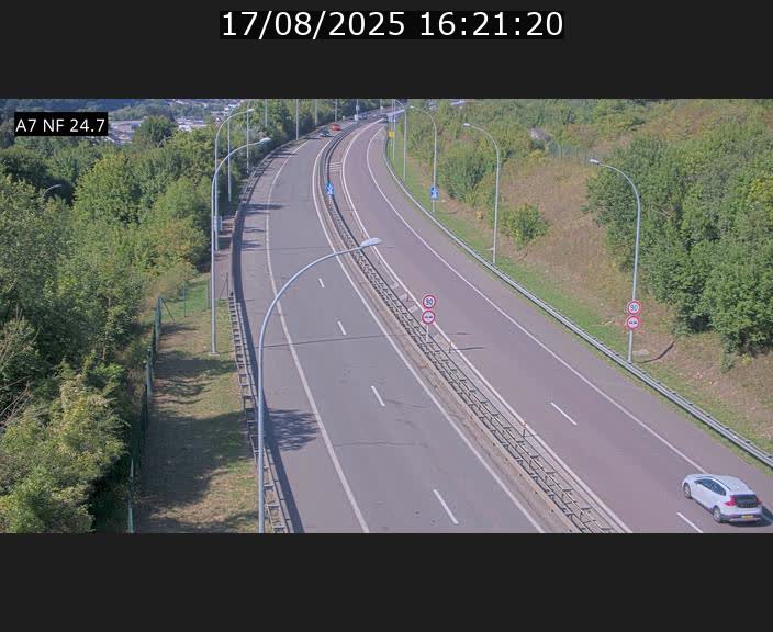 Caméra trafic Luxembourg - A7, Schieren direction Mersch