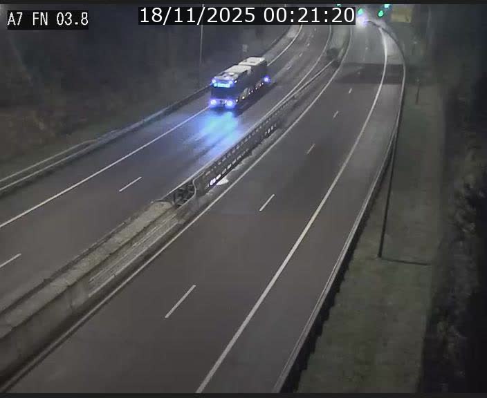 Caméra autoroute Luxembourg A7 - Passage à gibier Rëngelbour - direction Tunnel Stafelter