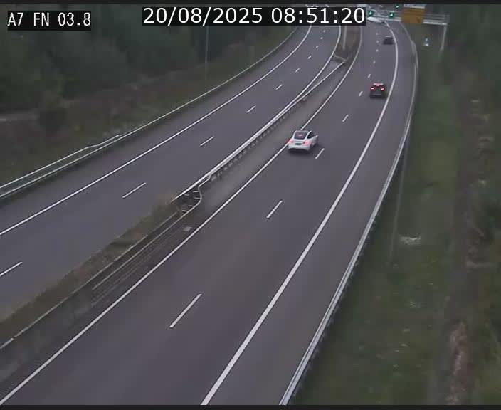 Caméra autoroute Luxembourg A7 - Passage à gibier Rëngelbour - direction Tunnel Stafelter
