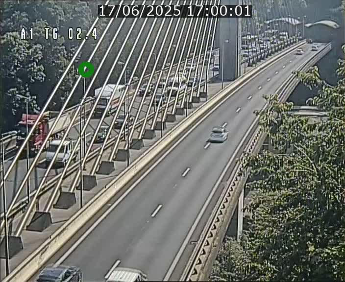 Traffic live webcam Luxembourg Sandweiler - A1 direction Luxembourg-ville - BK 2.4