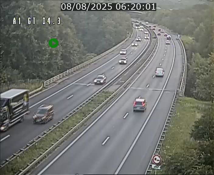 Traffic live webcam Luxembourg Itzig - A1 direction Sandweiler - BK 4.3