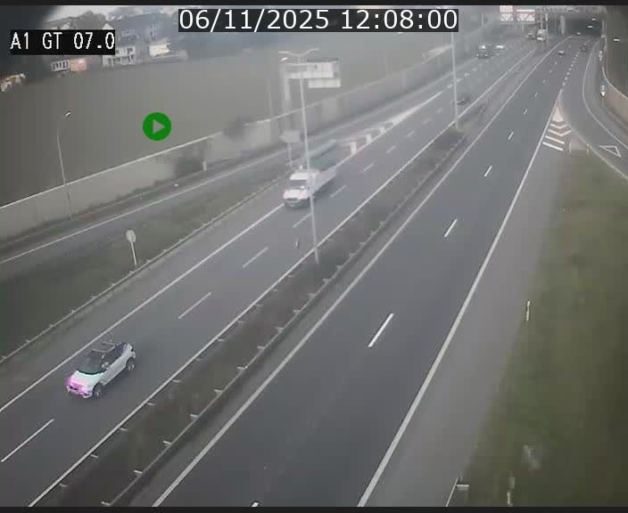 Traffic live webcam Luxembourg Cents - A1 direction Kirchberg - BK 7
