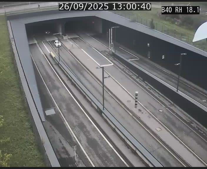 Webcam sur la route de contournement d'Esch-Belval avant le tunnel Central Gate au niveau de la porte de France et du radar fixe