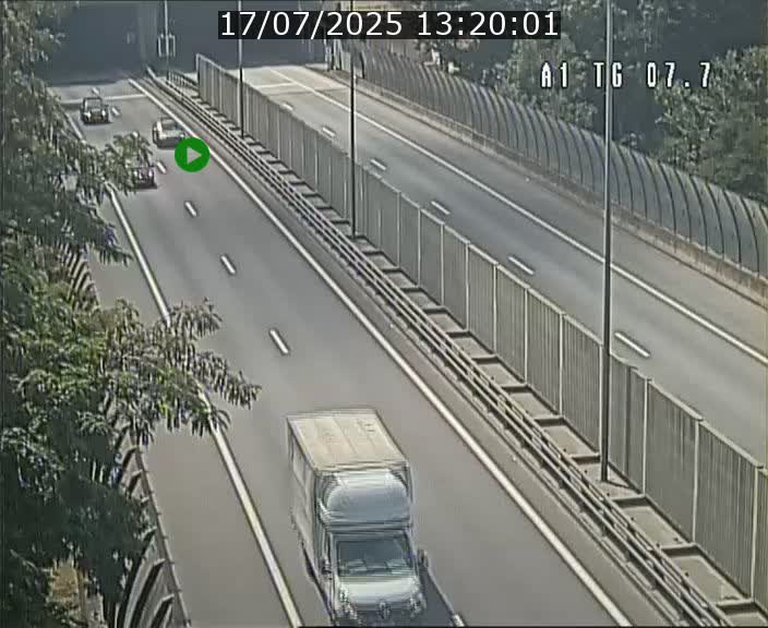 Traffic live webcam Luxembourg Kirchberg - A1 direction Luxembourg-ville - BK 7.7