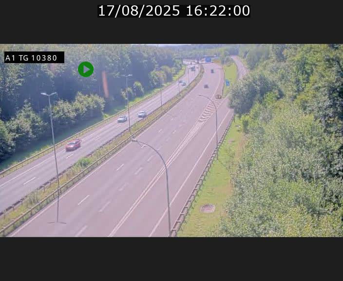 Traffic live webcam Luxembourg Senningerberg - A1 direction Luxembourg Kirchberg - BK 10.3