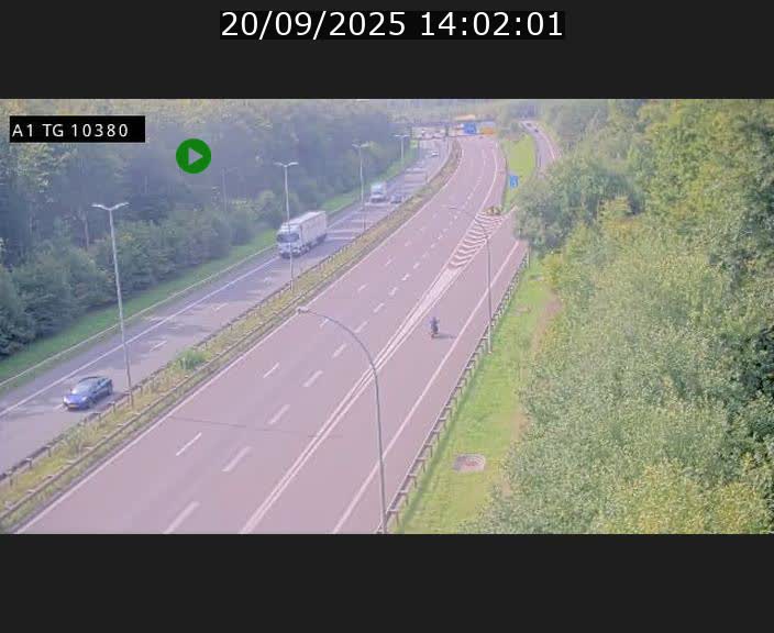 Traffic live webcam Luxembourg Senningerberg - A1 direction Luxembourg Kirchberg - BK 10.3