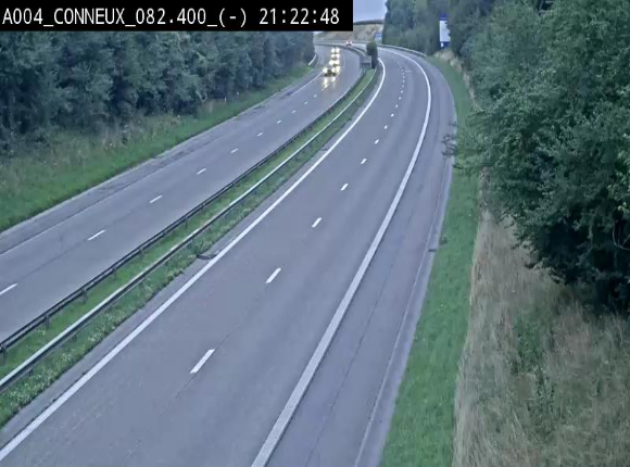Webcam sur l'E411 avant les sorties 20 menant à Ciney, Dinant et Achêne. Vue orientée vers Namur
