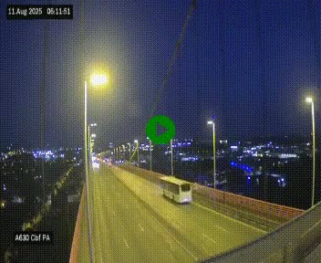 Webcam autoroute sur le périphérique de Bordeaux (A630) au nord de la ville. Caméra située sur le Pont d'Aquitaine.