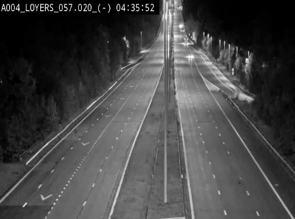 Webcam E411 au niveau du viaduc de Beez à Loyers, entre Champion et Warissoulx. Vue orientée vers Bruxelles