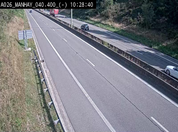 Webcam autoroute A26/E25 à hauteur de Manhay, après la jonction avec la N651 en direction de Liège - BK 40.4