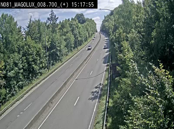 Webcam sur la N81 (E411) à hauteur de la jonction avec la N883. Vue orientée vers Longwy