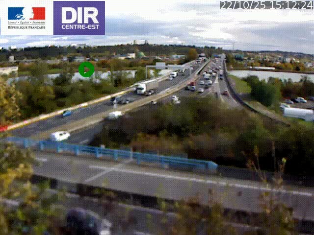 Clone of Caméra de circulation sur A7 à Lyon Perrache vers Marseille, le long du Rhône