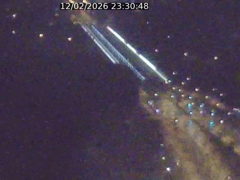 Webcam sur l'avenue John Fitzgerald Kennedy (N51) avec vue sur le Pont rouge (Pont Grande Duchesse Charlotte), l'arrêt Pfaffenthal et l'entrée du quartier Kirchberg