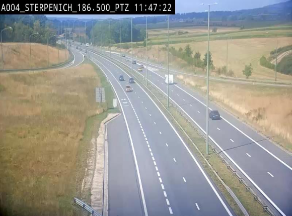 Webcam E411 à Sterpenich en Belgique près de la frontière du Luxembourg. Vue orientée vers Bruxelles