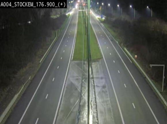 Webcam au-dessus de l'E411 sur la N83 à hauteur de la sortie Stockem. Vue orientée vers Arlon