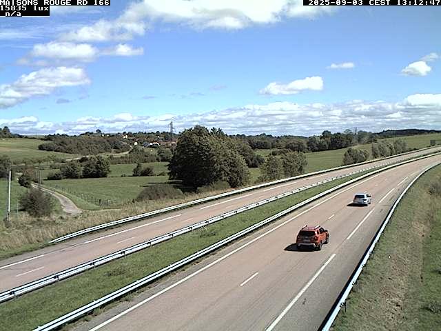 Webcam à Maisons Rouges dans les Vosges sur la D166 à 353 mètres d'altitude