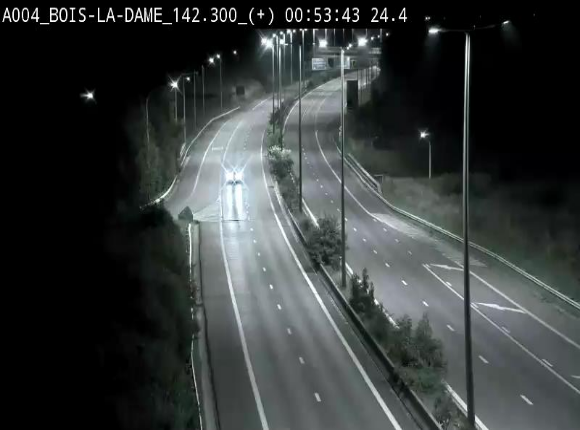 Webcam située entre la sortie 29 Neufchâteau et la jonction avec l'E25 en direction de Liège et Luxembourg